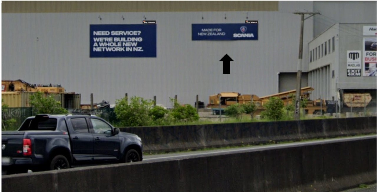 Jolly Billboards HM-124 , Auckland - Hamilton Motorway Motorway Meremere Hamilton