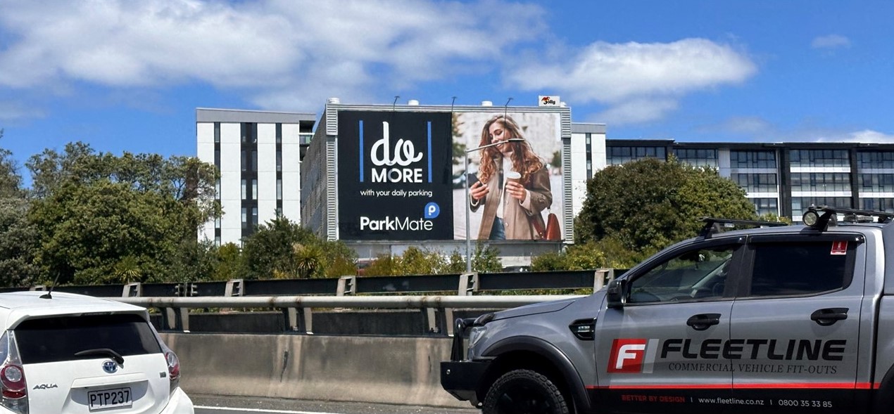 Jolly Billboards AK-141 Auckland Southern Motorway Grafton Auckland