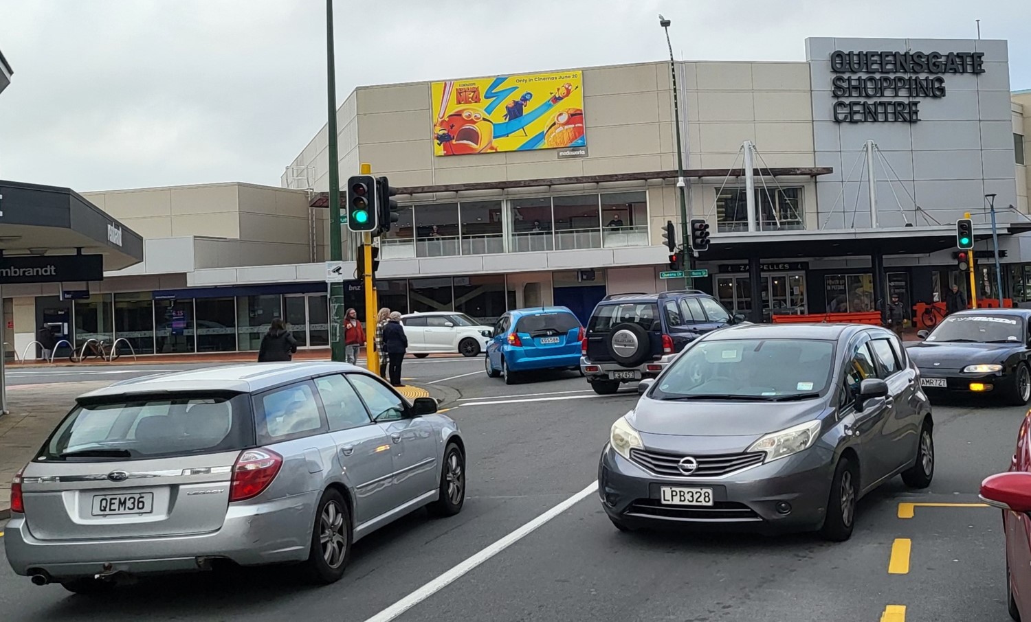 Jolly Billboards LH-Q61 CNR Queens, Margaret & Bunny Street Lower Hutt Lower Hutt