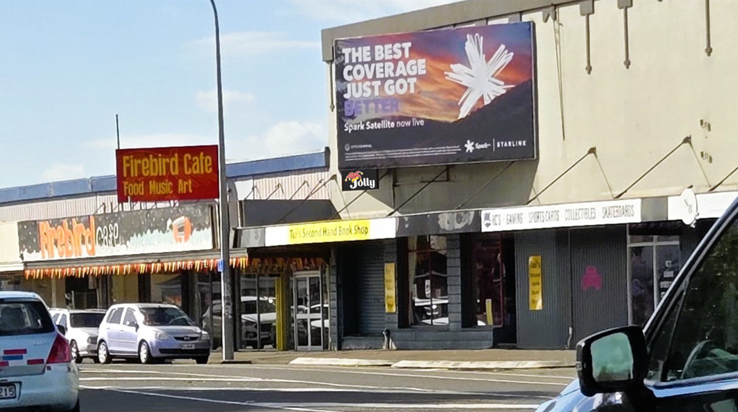 Jolly Billboards LV-61A 52-56 Oxford Street Levin
