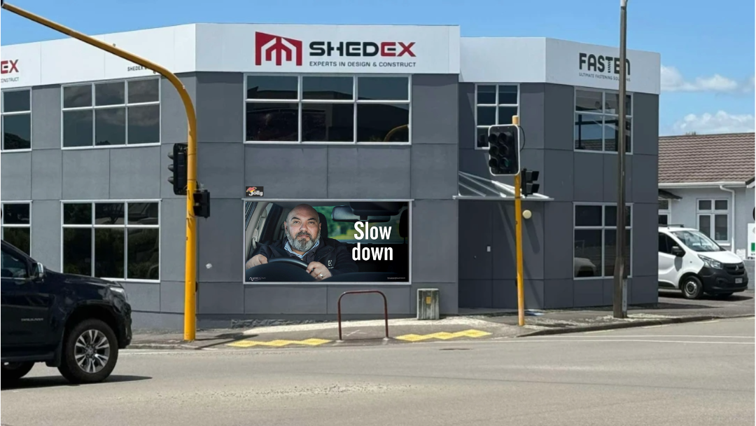 Jolly Billboards NP-D3 DIGITAL CNR Devon and Hobson St Standon New Plymouth